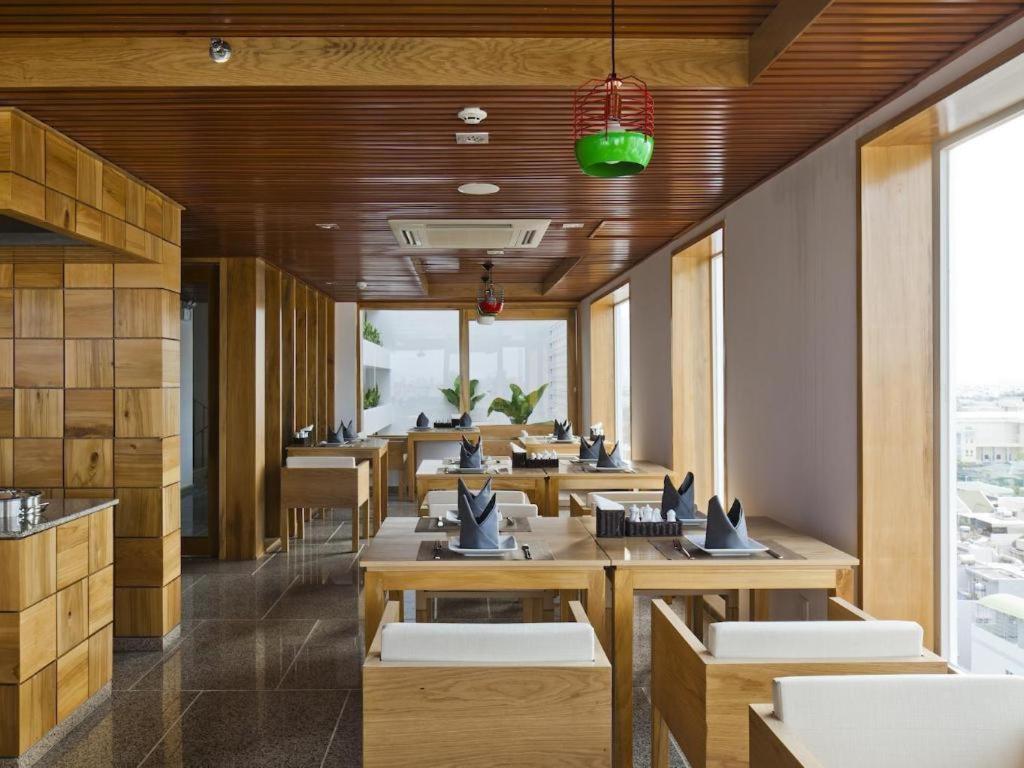 Golden Holiday Hotel Nha Trang Exterior foto