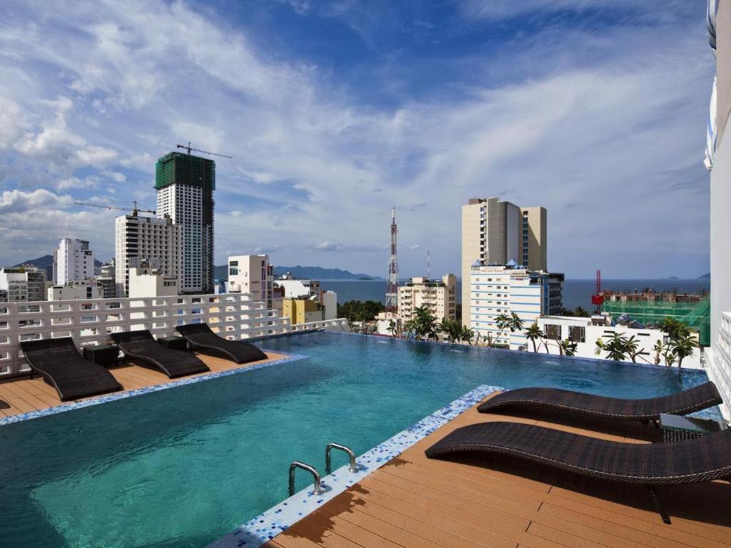 Golden Holiday Hotel Nha Trang Exterior foto