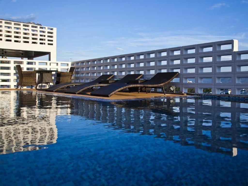 Golden Holiday Hotel Nha Trang Exterior foto